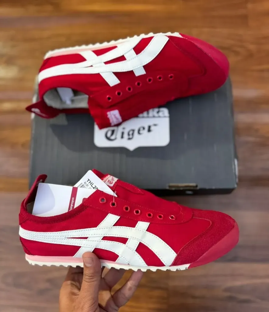 ONITSUKA TIGER RED CLASSIC UNISEX THIRFT SNEAKER (6)